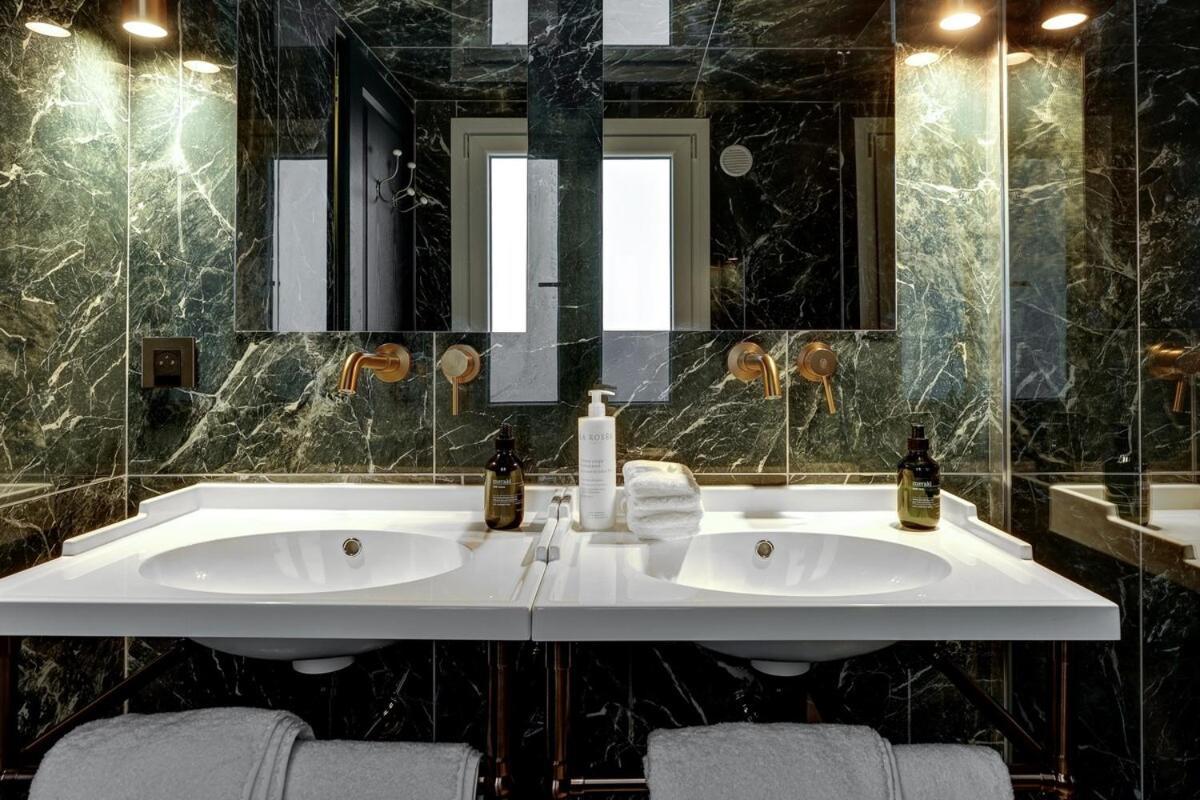 La De Luxe Saint Germain * Parigi